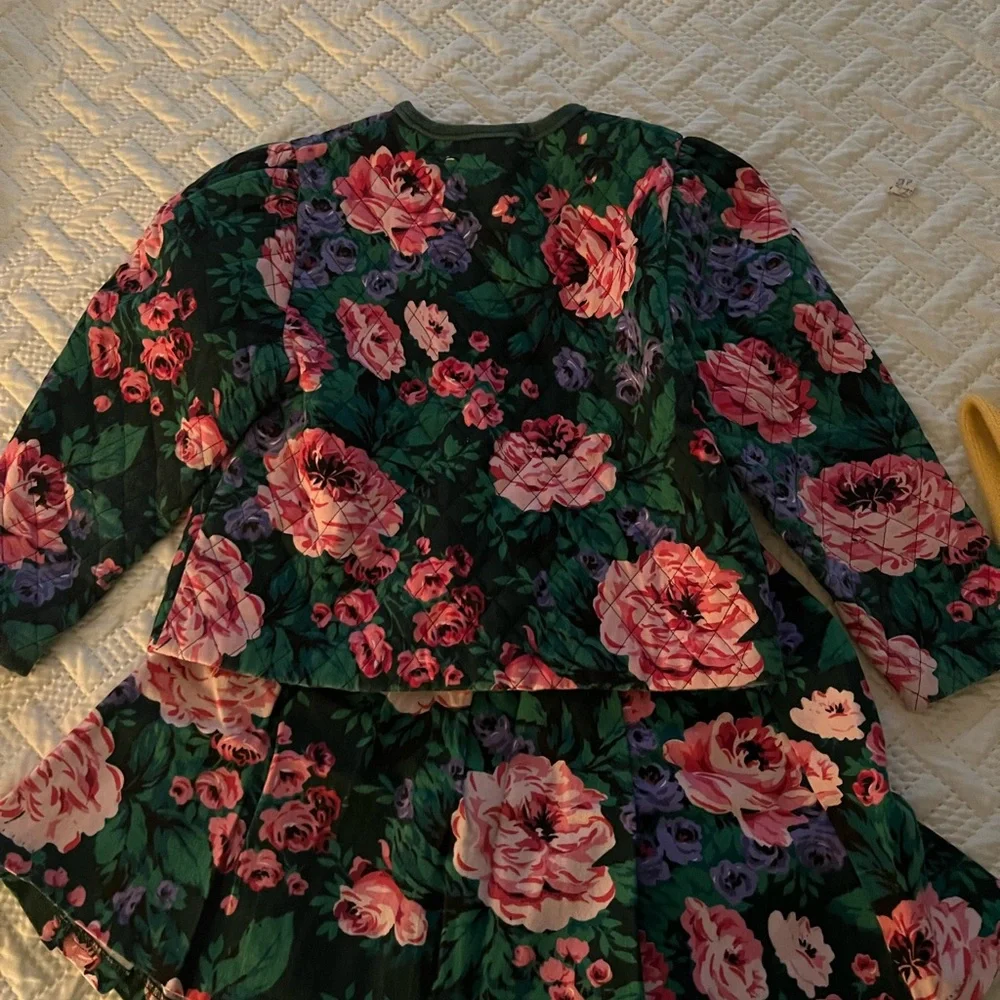 Hart Strings girls skirt jacket set - Picture 7 of 7